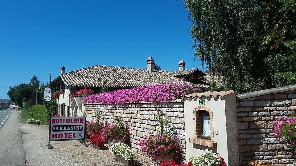Hostellerie Sarrasine, Macon Est - Teritoria 레프롱게스 외부 사진